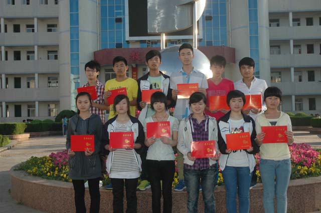 新安中学2012—2013学年度三好学生,优秀学生干部,文明学生风采4