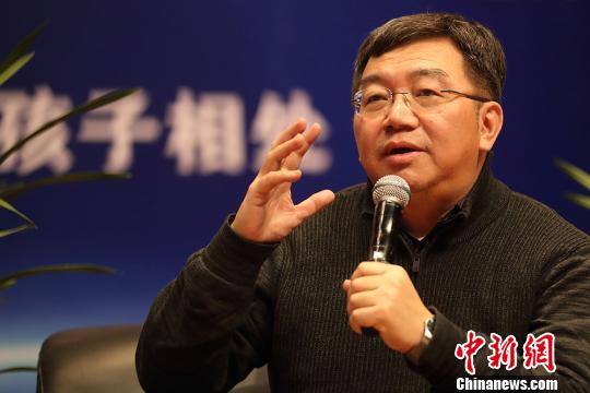 学霸父母反对“虎爸虎妈”教育:不要在怒吼中疏远