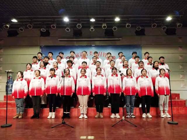 新安中学第五届语言类节目暨国歌合唱比赛06.jpg