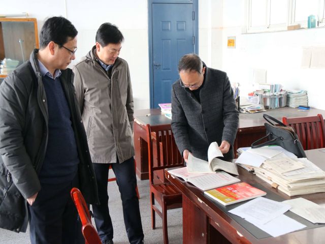 区教体局8 区教体局8.jpg